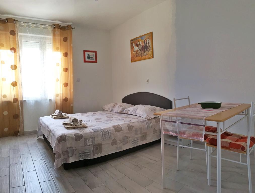 Apartments Europe สปลิท ภายนอก รูปภาพ
